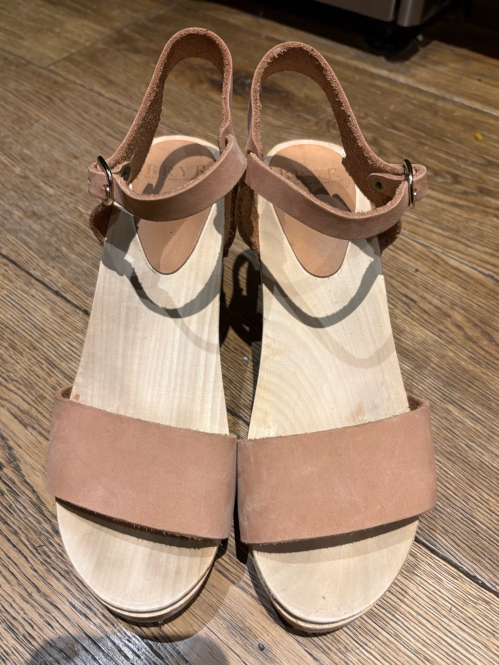 BRYR the Rachel clog sandal in Clay, size 9 (39). Great condition!